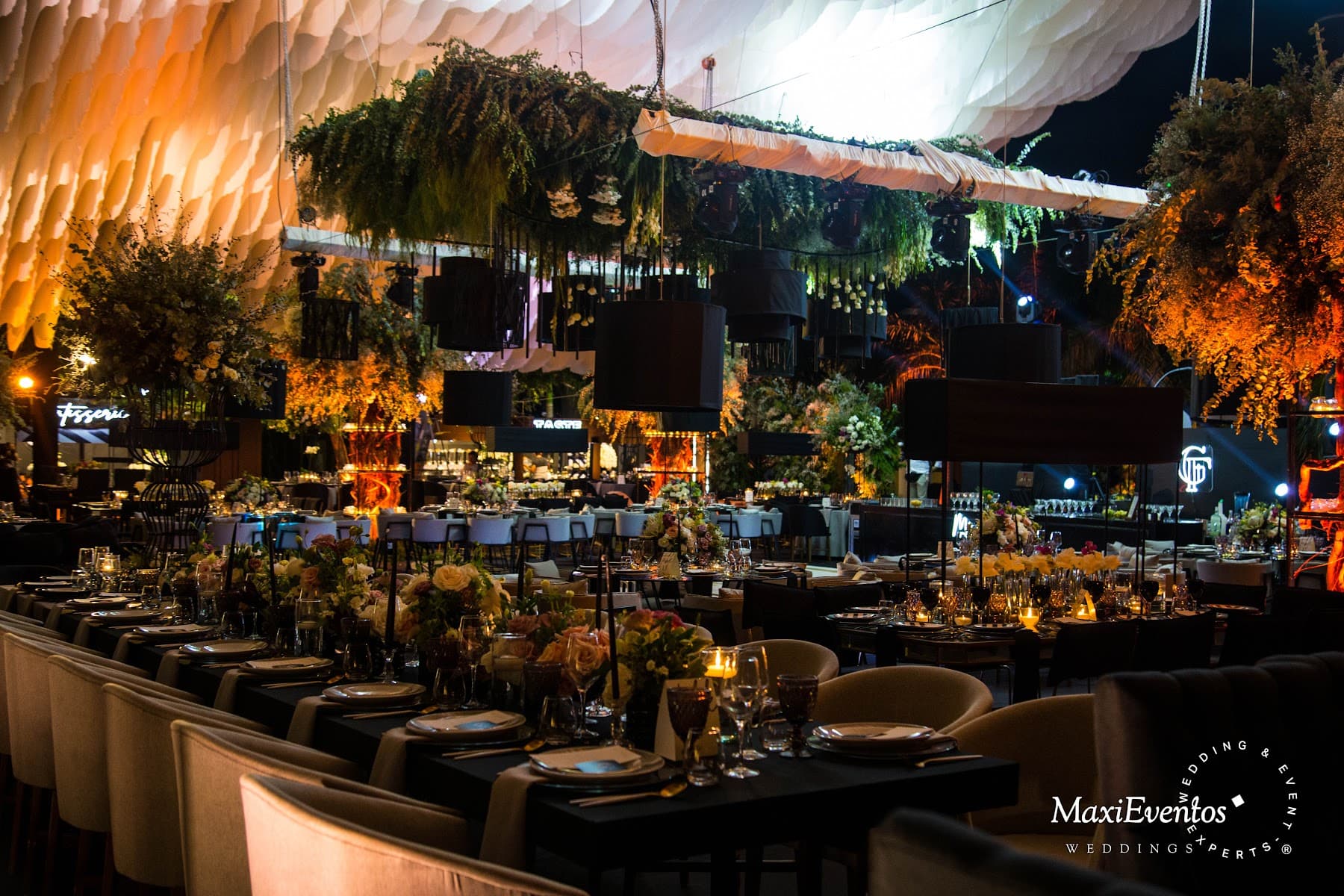 MaxiEventos Casa Atura