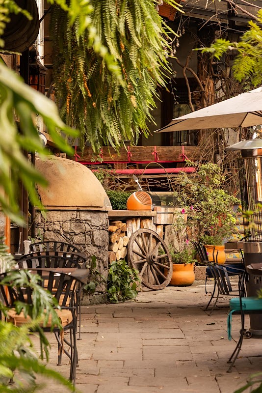 Mesón de Leyendas Breakfast & Downtown